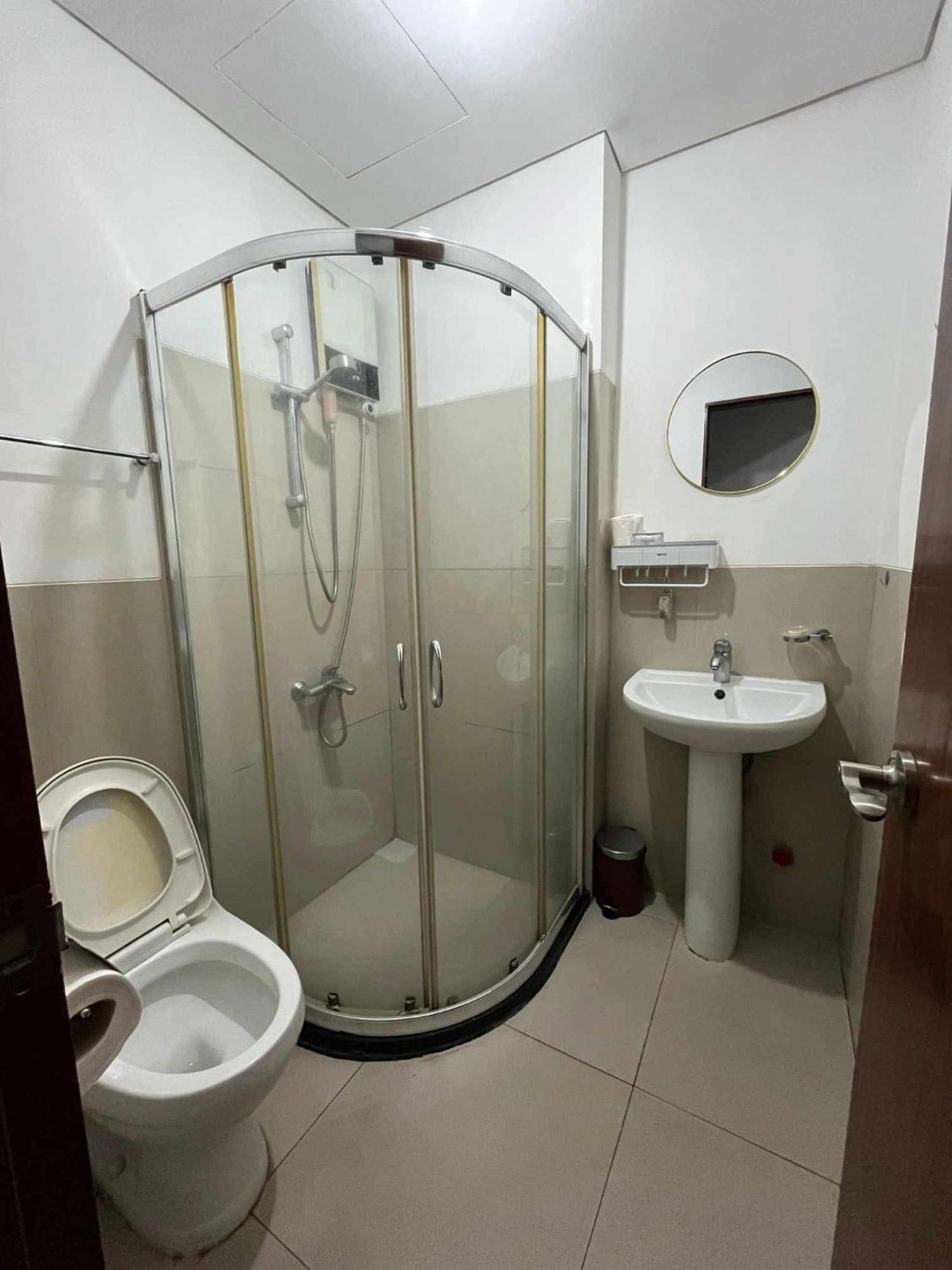 Beacon Makati Condo Free Pool Access Free Wifi 100Mbps & Free Netflix มะนิลา ภายนอก รูปภาพ